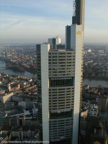 Commerzbank.jpg (55237 octets)